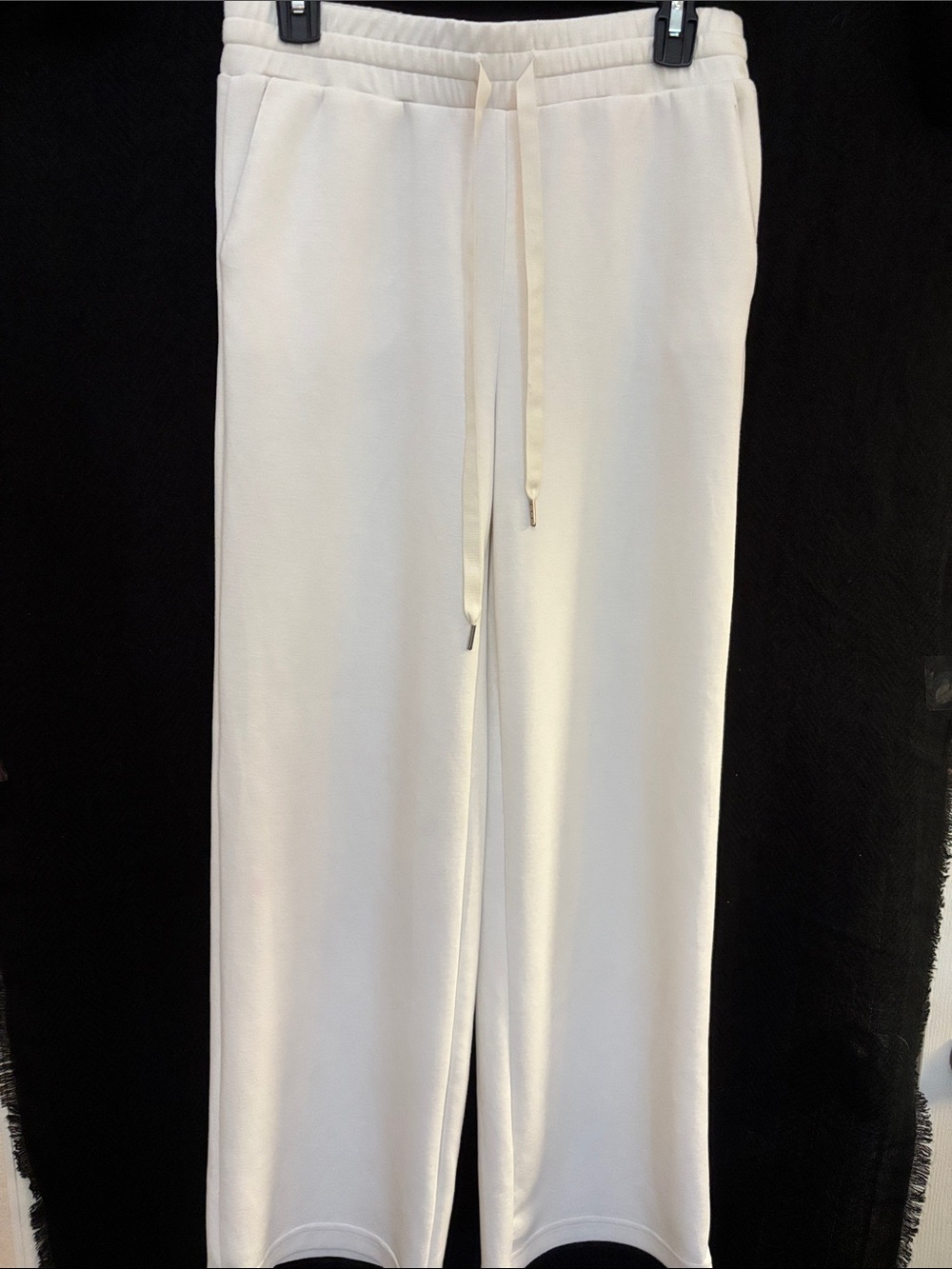 Wonderly Ivory Wide Leg Pants Sz M Elastic/Drawstring Waist Rayon Blend Pockets